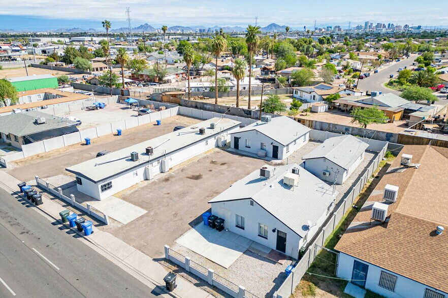 More Photos Of 927 S 35th Ave, Phoenix Apartments For Sale