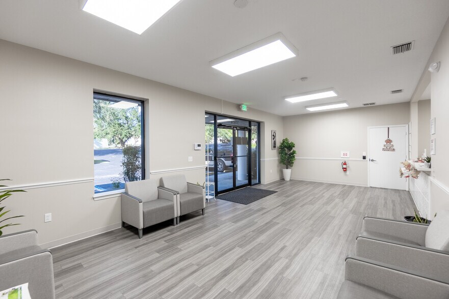 More Photos Of 37810 Medical Arts Ct, Zephyrhills Medical For Sale