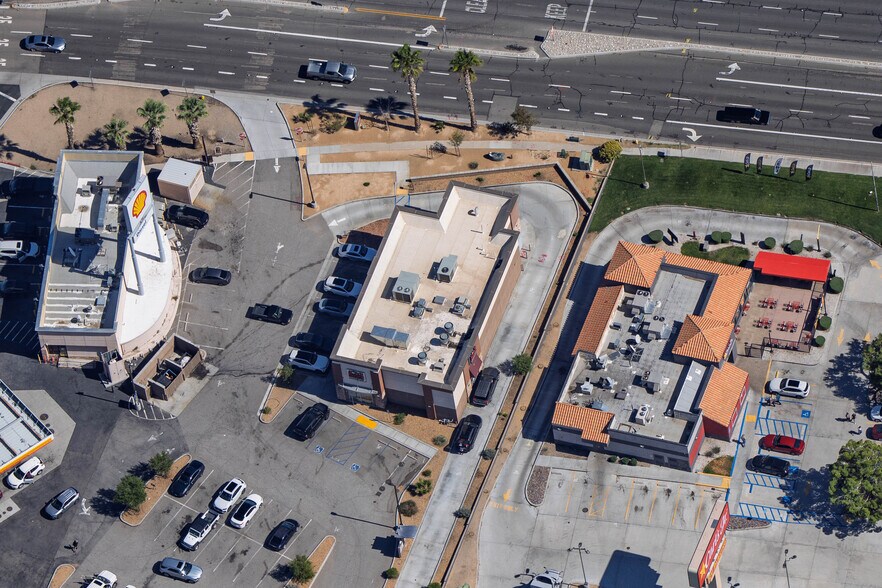 Primary Photo Of 2860 Lenwood Rd, Barstow Restaurant For Sale