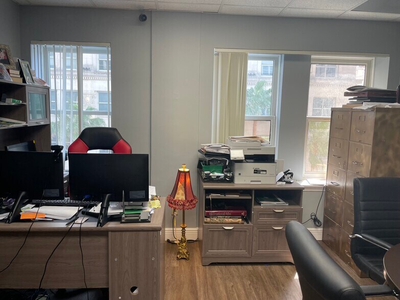 More Photos Of 120 S Olive Ave, West Palm Beach Office Residential For Lease