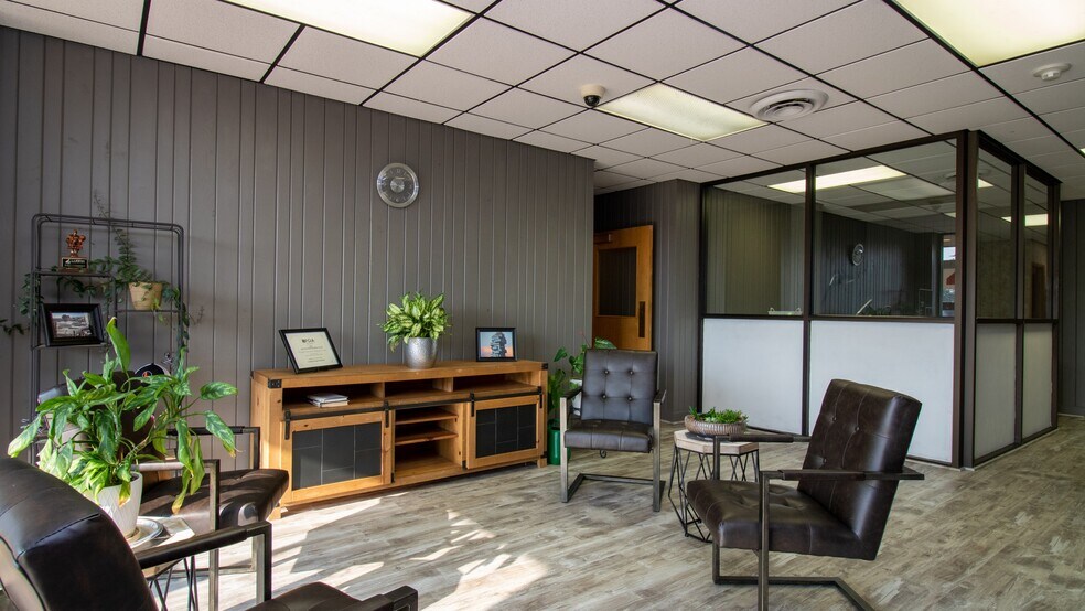 More Photos Of 214 2nd St, Brokaw Loft Creative Space For Sale