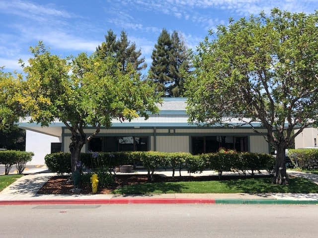 More Photos Of 11 Commercial Blvd, Novato Warehouse For Lease