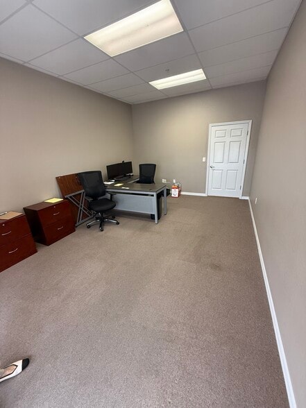 More Photos Of 1090 Innovation Ave, North Port Flex For Sale