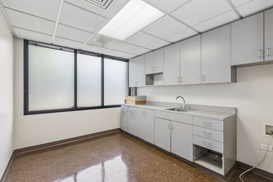 More Photos Of 9630 S Tryon St, Charlotte Bank For Sale