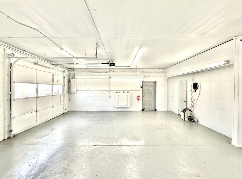More Photos Of 427 Buck St, Millville Auto Repair For Sale