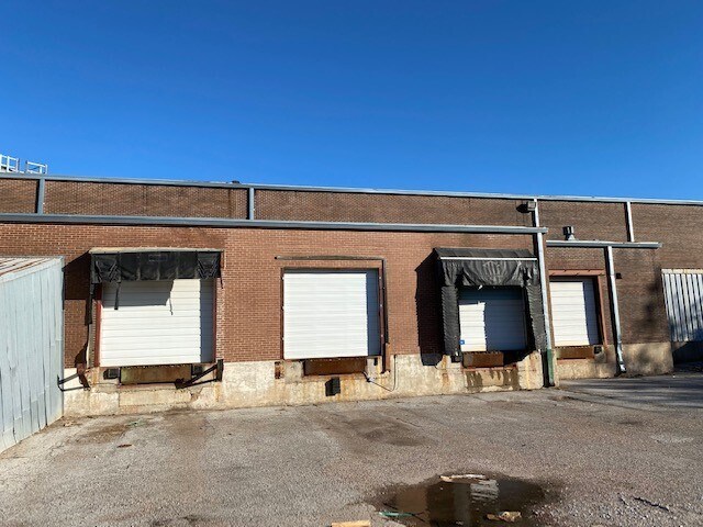 More Photos Of 10500 W Reno Ave, Oklahoma City Manufacturing For Lease