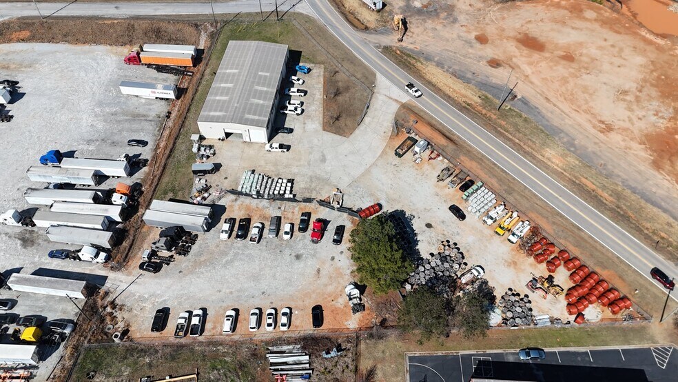 More Photos Of 155 Liberty Rd, Villa Rica Warehouse For Lease