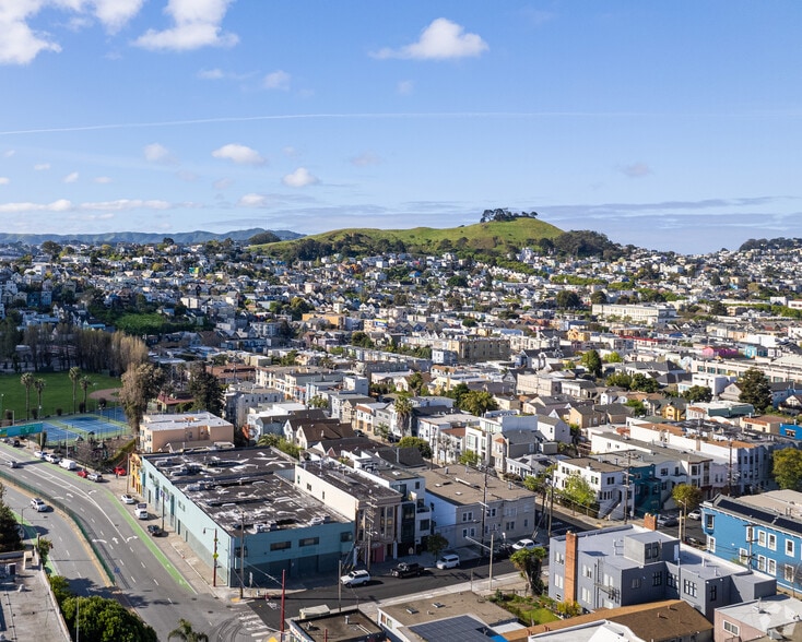 More Photos Of 1300 Potrero Ave, San Francisco Light Manufacturing For Sale