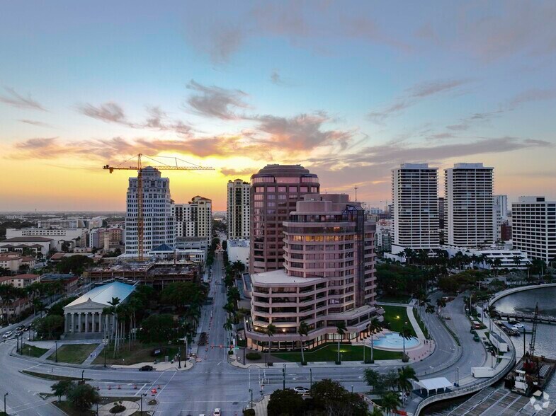 More Photos Of 777 S Flagler Dr, West Palm Beach Office For Lease