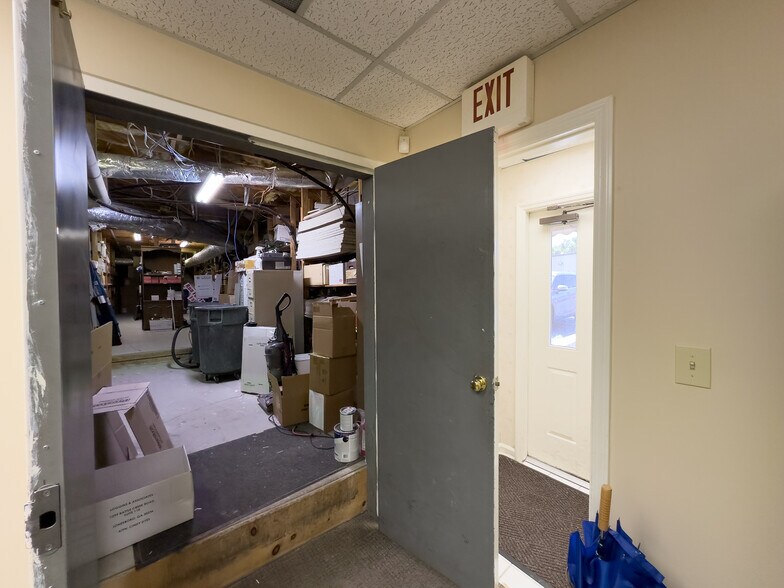 More Photos Of 1299 Battlecreek Rd, Jonesboro Medical For Sale