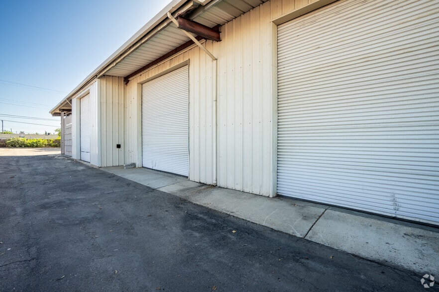 More Photos Of 3635 Afton Rd, San Diego Manufacturing For Lease