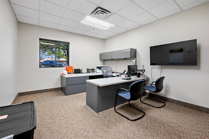 More Photos Of 1481 81st Ave NE, Spring Lake Park Office For Sale