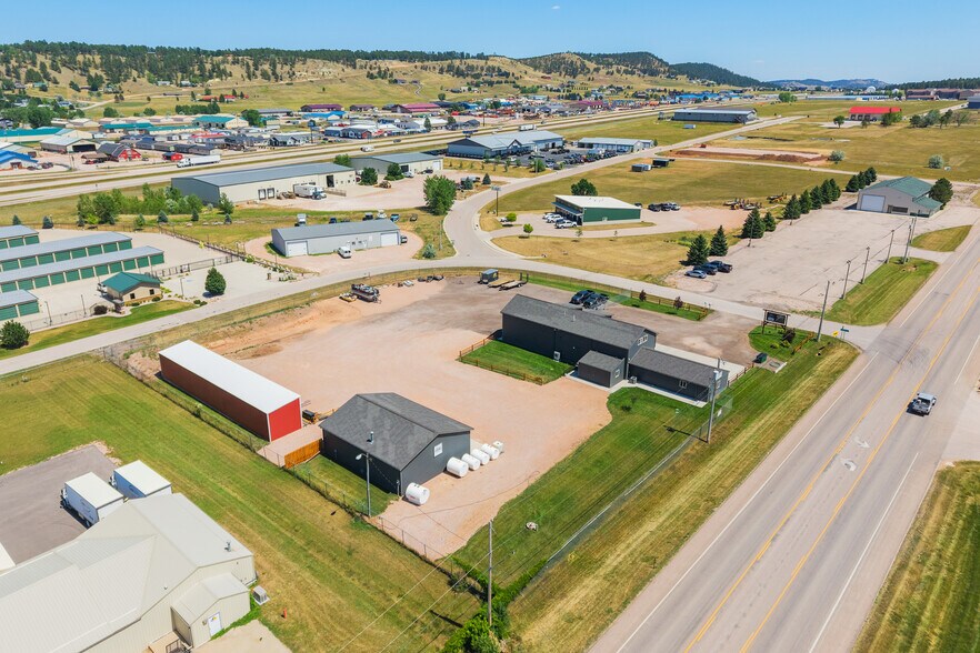 More Photos Of 11700 Sturgis Rd, Summerset Warehouse For Sale