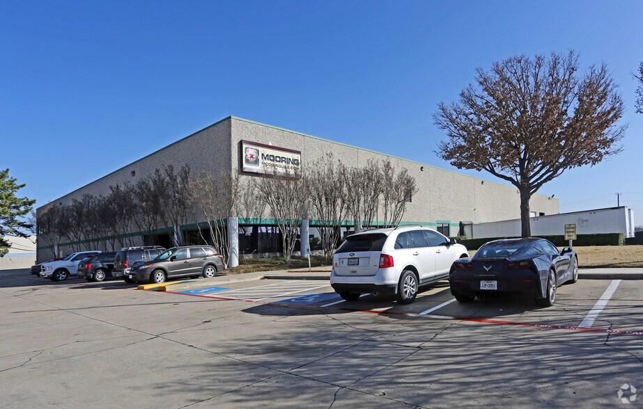 Primary Photo Of 2110 113th St, Grand Prairie Warehouse For Lease