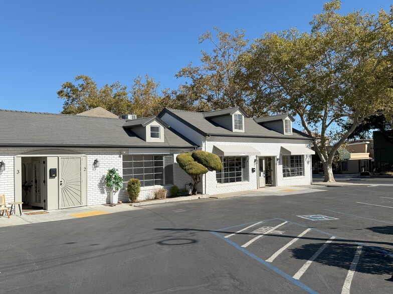 More Photos Of 501 N Santa Cruz Ave, Los Gatos Storefront Retail Office For Sale