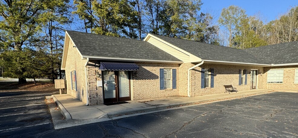 More Photos Of 512 Klumac Rd, Salisbury General Retail For Sale