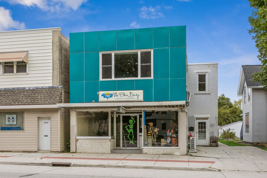 More Photos Of 2114 Wisconsin Ave, New Holstein Storefront Retail Residential For Sale