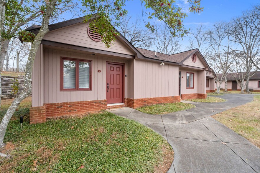 More Photos Of 6692 Valwood Rd, Conover Specialty For Sale