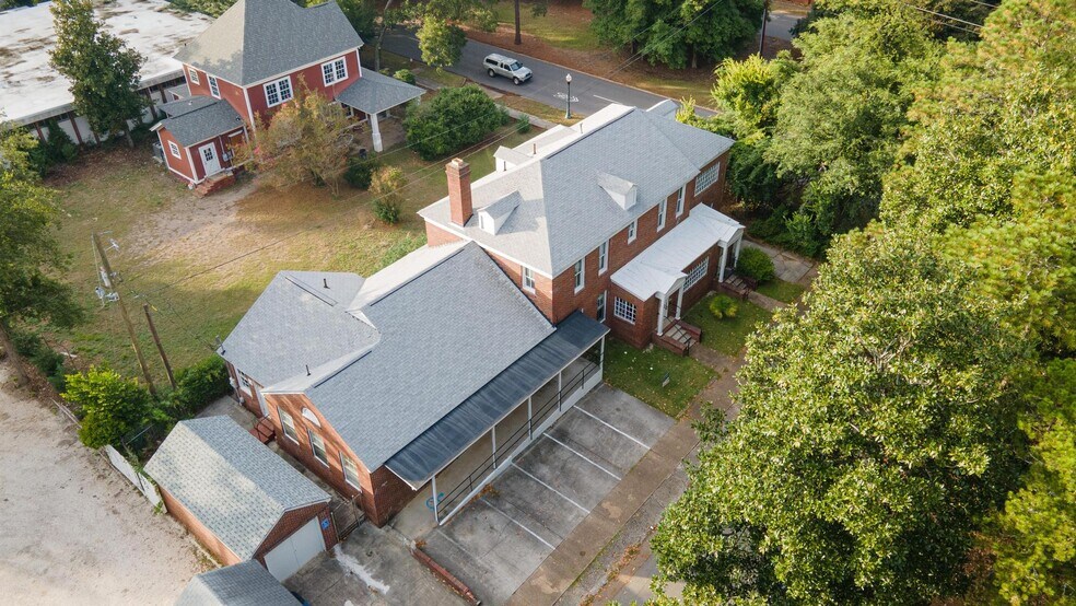 More Photos Of 105 Lancaster St SW, Aiken Loft Creative Space For Lease