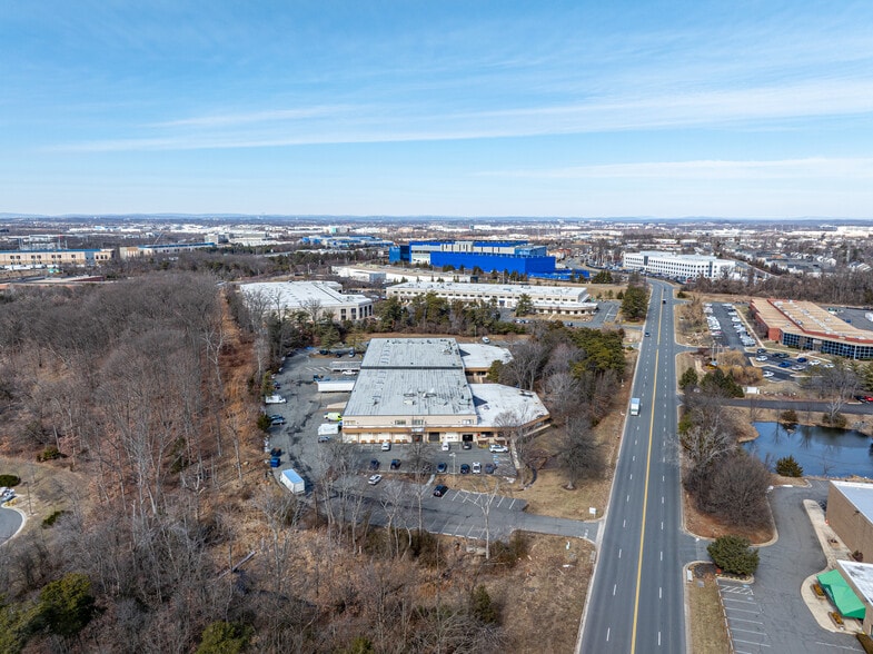 More Photos Of 1-24 Export Dr, Sterling Warehouse For Sale