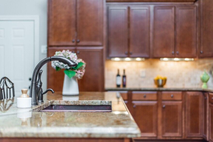 More Photos Of 565 Owens Gin Rd NE, Calhoun Lodge Meeting Hall For Sale