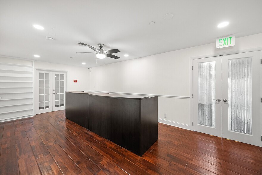 More Photos Of 112 SE 10th St, Delray Beach Office Residential For Lease