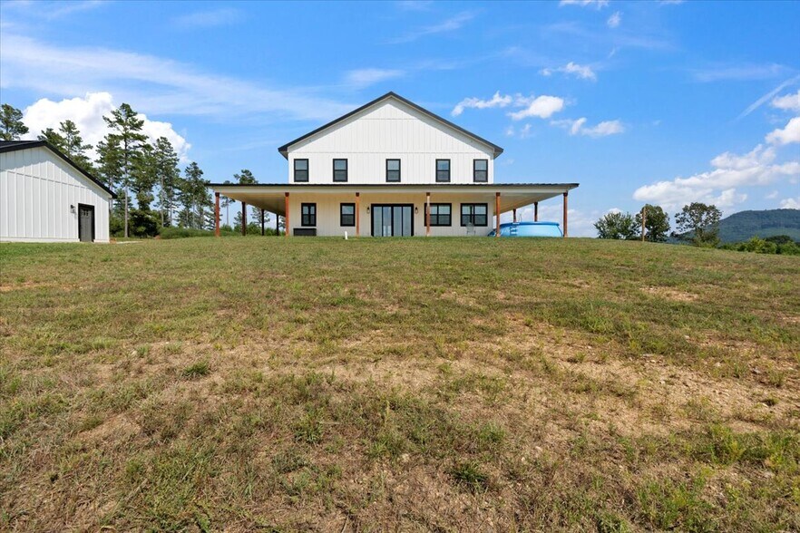 More Photos Of 664 Wiggins Rd, Lyerly Land For Sale