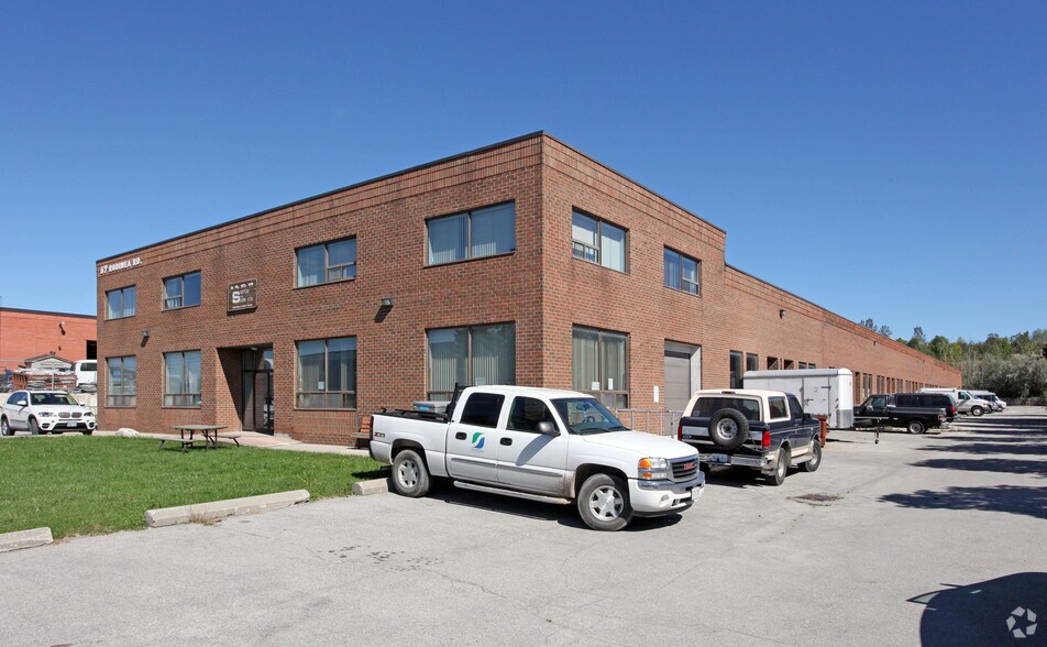 More Photos Of 67 Rodinea Rd, Vaughan Warehouse For Lease