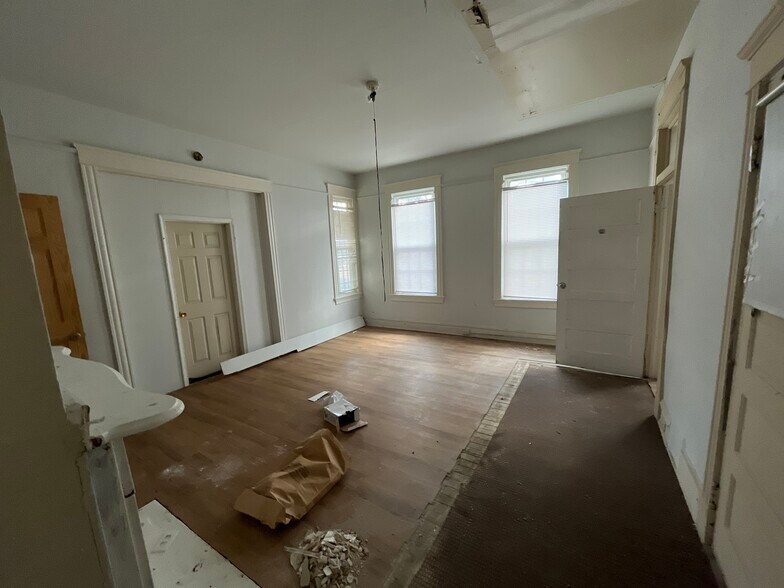 More Photos Of 1708 Mechanicsville Tpke, Richmond Multifamily For Sale