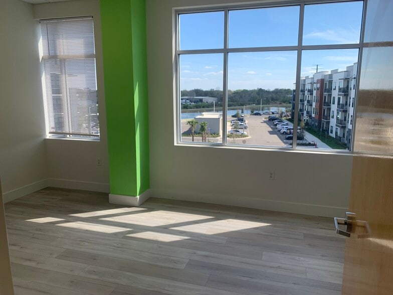 More Photos Of 1210 E Osceola Pky, Kissimmee Medical For Lease