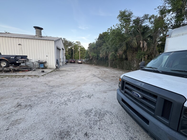 More Photos Of 1060 Nursery Rd, Winter Springs Auto Repair For Sale