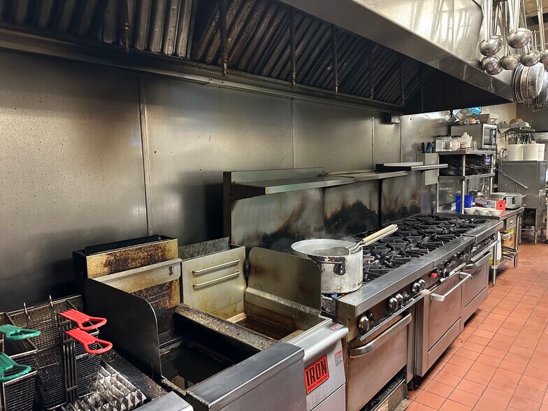 More Photos Of 8341 Grand Ave, River Grove Restaurant For Sale