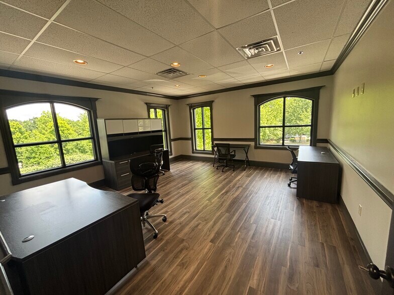 More Photos Of 3325 Aspen Grove Dr, Franklin Loft Creative Space For Sale