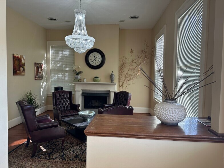 More Photos Of 431 Walker St, Augusta Loft Creative Space For Lease