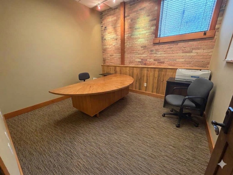 More Photos Of 14 E Main Ave, Spokane Office For Sale