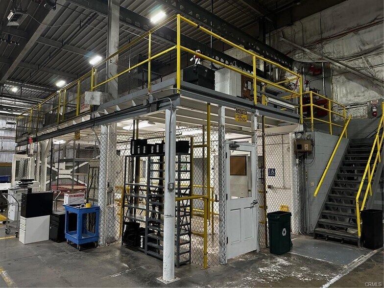 More Photos Of 2812 Hegan Ln, Chico Light Distribution For Sale