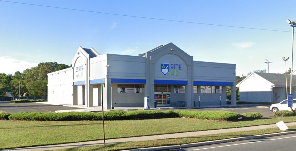 Primary Photo Of 480 Route 9, Little Egg Harbor Drugstore For Lease