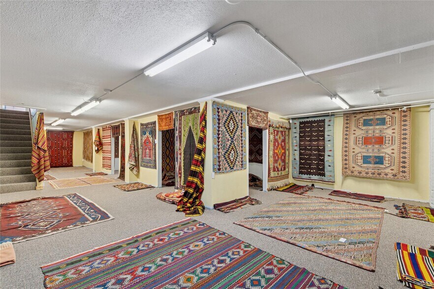 More Photos Of 320 Main St, Kalispell Storefront For Lease