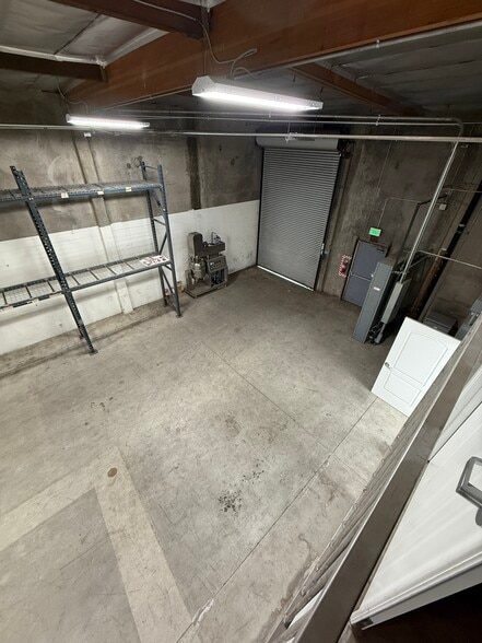 More Photos Of 125 Selandia Ln, Carson Warehouse For Sale