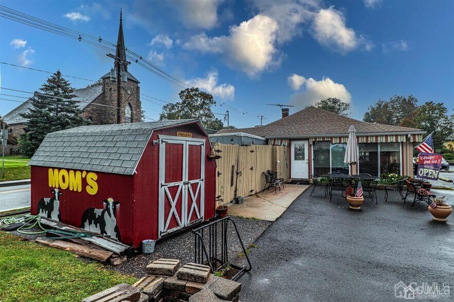More Photos Of 36 John Rino Rd East Amwell NJ 08551, East Amwell Restaurant For Sale