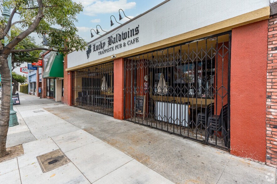 More Photos Of 1756-1776 E Colorado Blvd, Pasadena General Retail For Sale