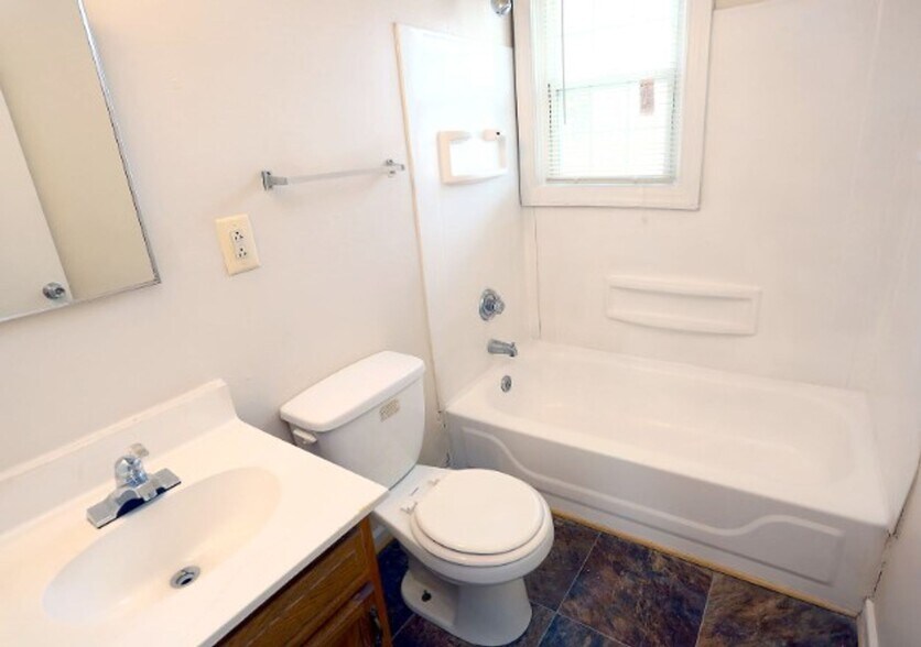 More Photos Of 3817 George Washington Hwy, Portsmouth Apartments For Sale