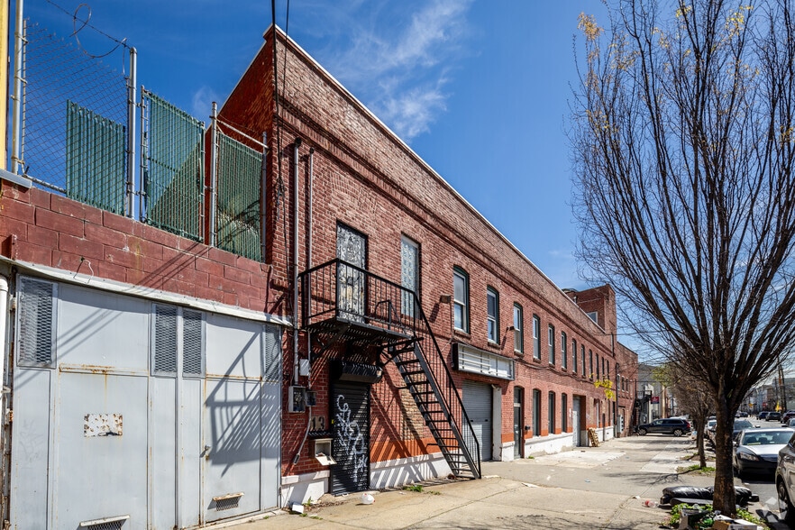 More Photos Of 17 New York Ave, Newark Warehouse For Lease