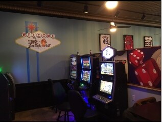 More Photos Of 152 E Main St, Dwight Bar For Lease