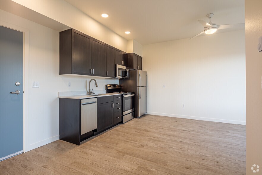 More Photos Of 330 NE Dekum St, Portland Apartments For Sale