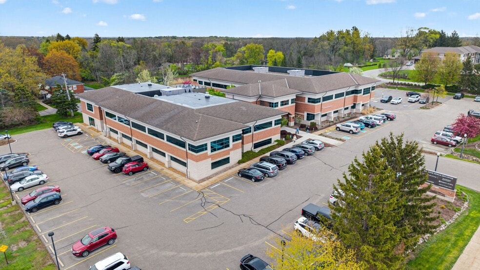More Photos Of 17000 W North Ave, Brookfield Medical For Lease