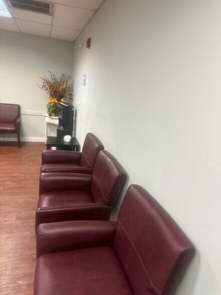 More Photos Of 1385 W State Road 434, Longwood Medical For Lease