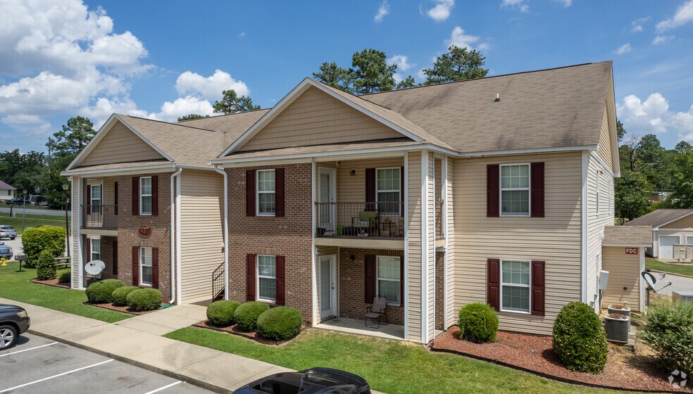 More Photos Of 4811 Cellner Dr, Fayetteville Apartments For Sale