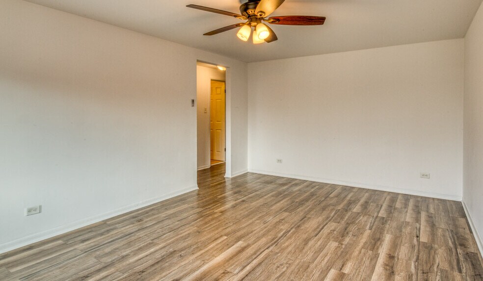 More Photos Of 949-953 E 86th St, Chicago Apartments For Sale