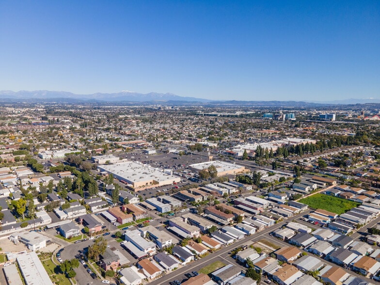 More Photos Of 10851-10861 Palma Vista Ave, Garden Grove Apartments For Sale